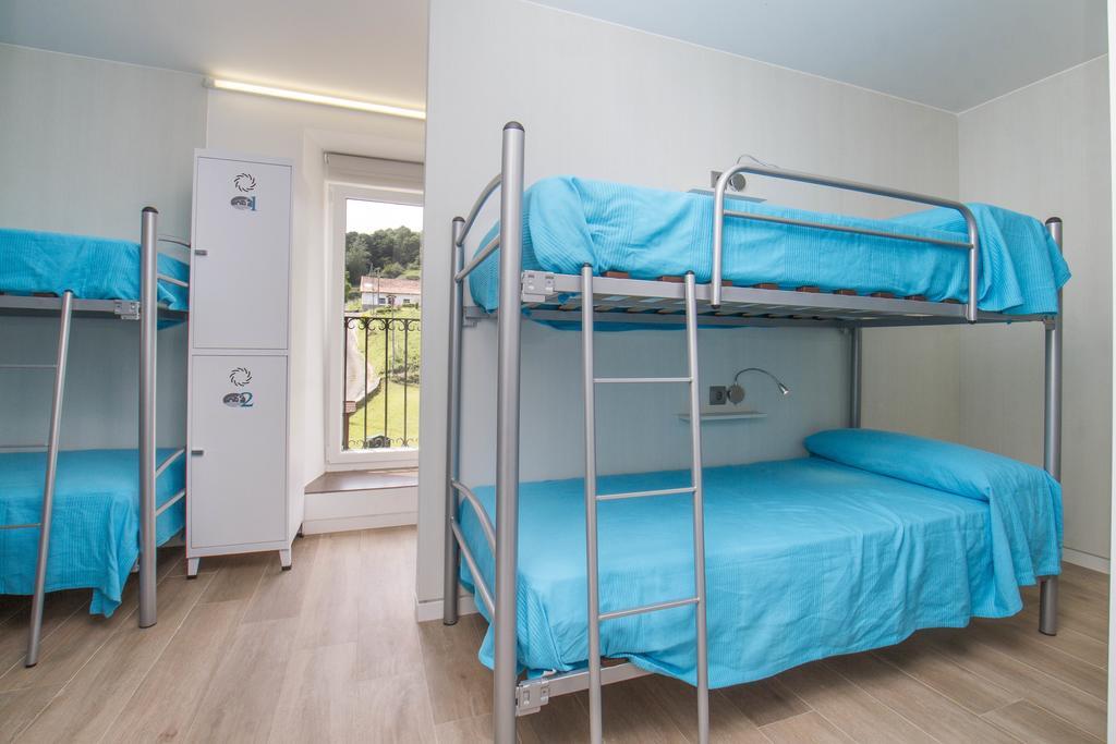 Lekeitio Aterpetxea Hostel الغرفة الصورة